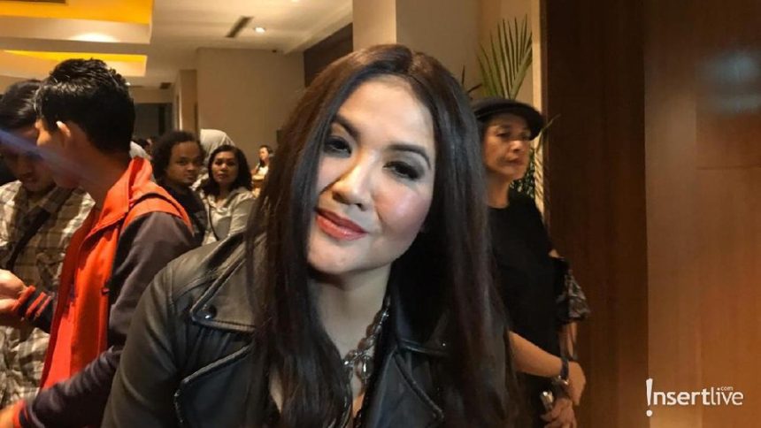 Artis yang Pernah Dekat dengan Rizal Ramli,Profil dan Agama Cornelia Agatha