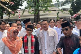 Bakal cagub Jakarta, Ridwan Kamil saat menyambangi TKN Fanta di Menteng, Jakarta Pusat, Senin, 2 September 2024